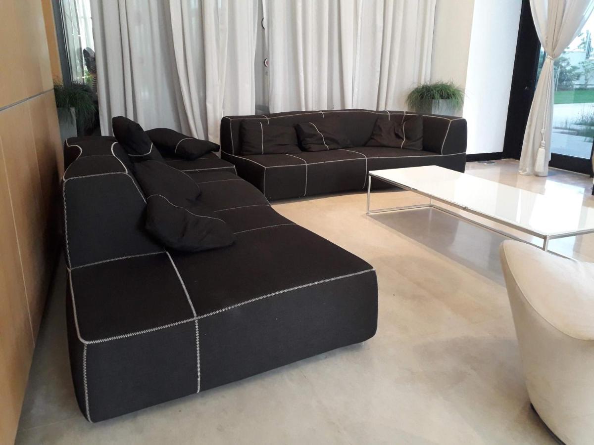 Bat Yam Luxery 5Br Sea View Suite Eksteriør billede