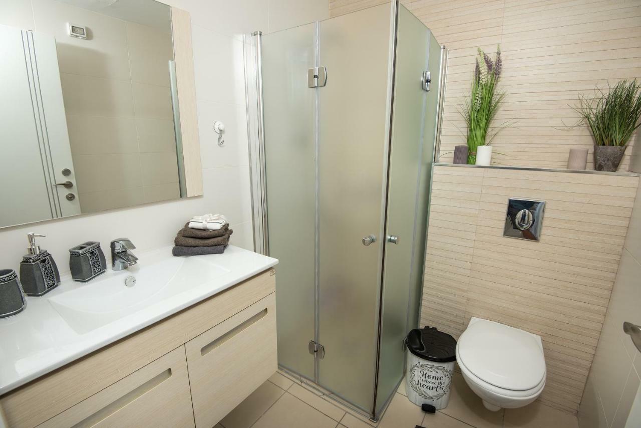 Bat Yam Luxery 5Br Sea View Suite Eksteriør billede